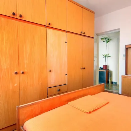 Apartment 9099b *